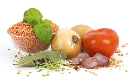 Frisches Gemüse, Linsen und Gewürze